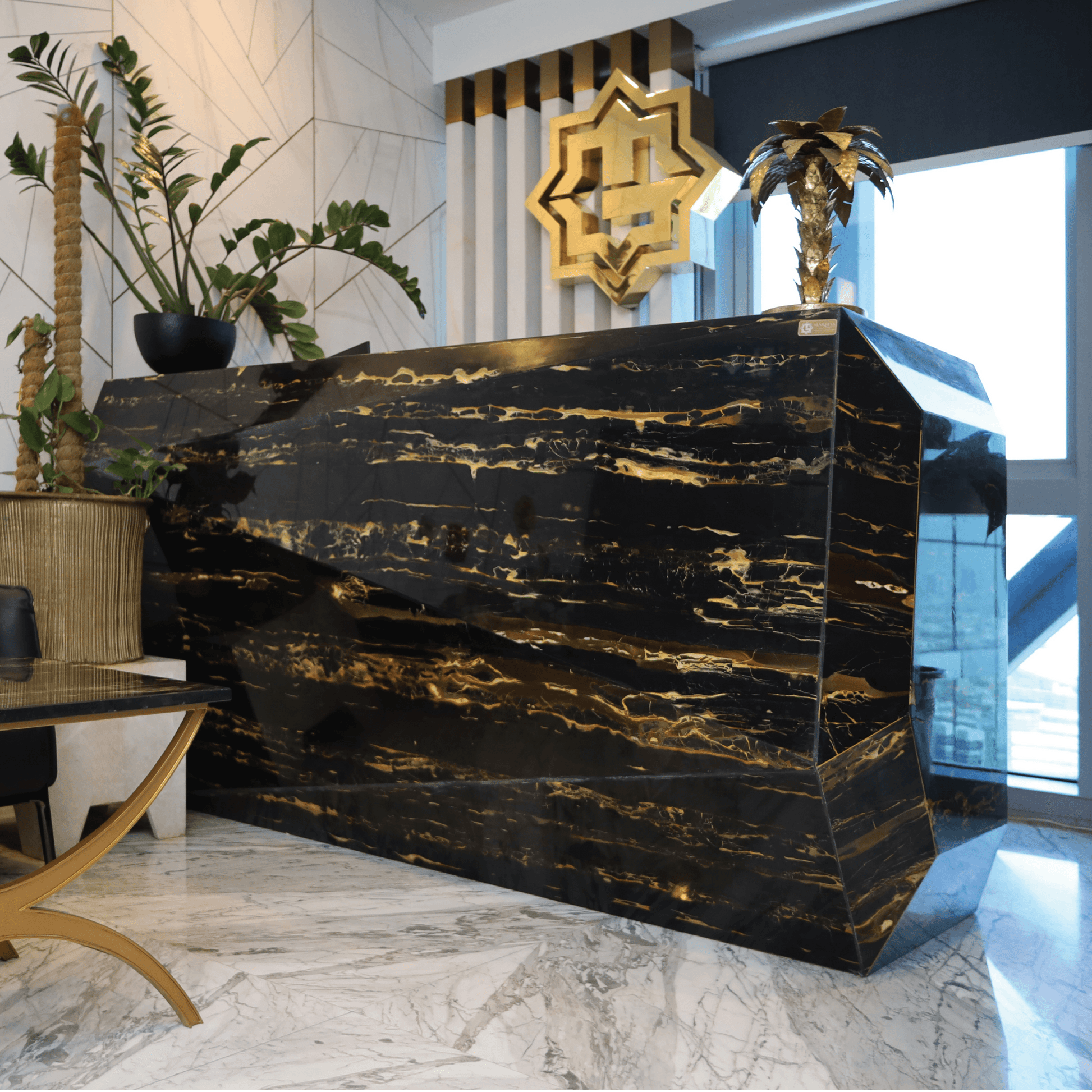 BANCONE LUSSO RECEPTION DESK - Marbeya Charm