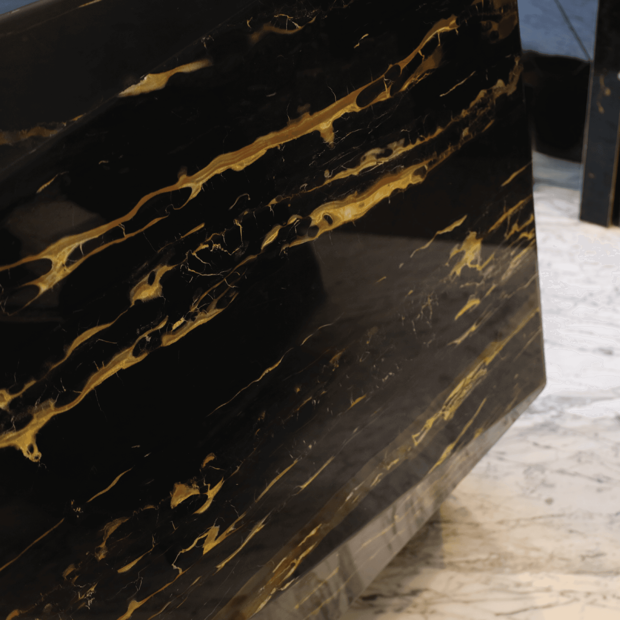 BANCONE LUSSO RECEPTION DESK - Marbeya Charm