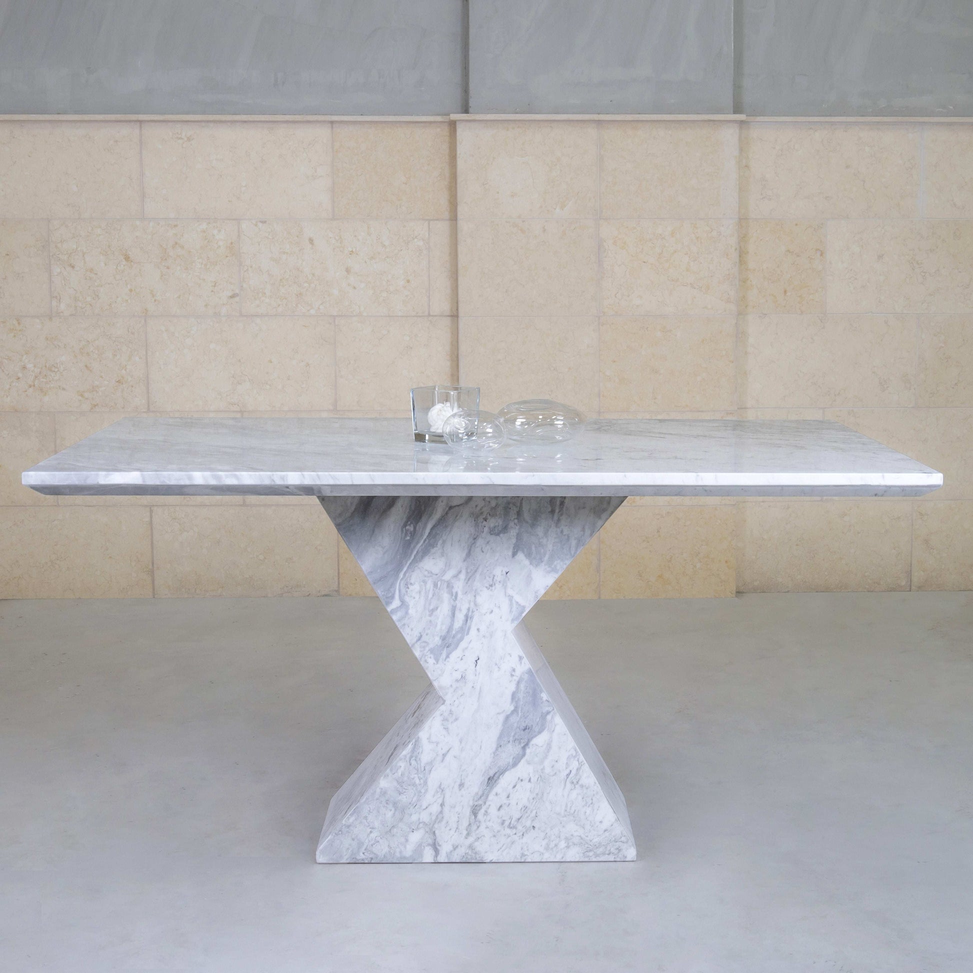 BLOOM DINING TABLE - Marbeya Charm