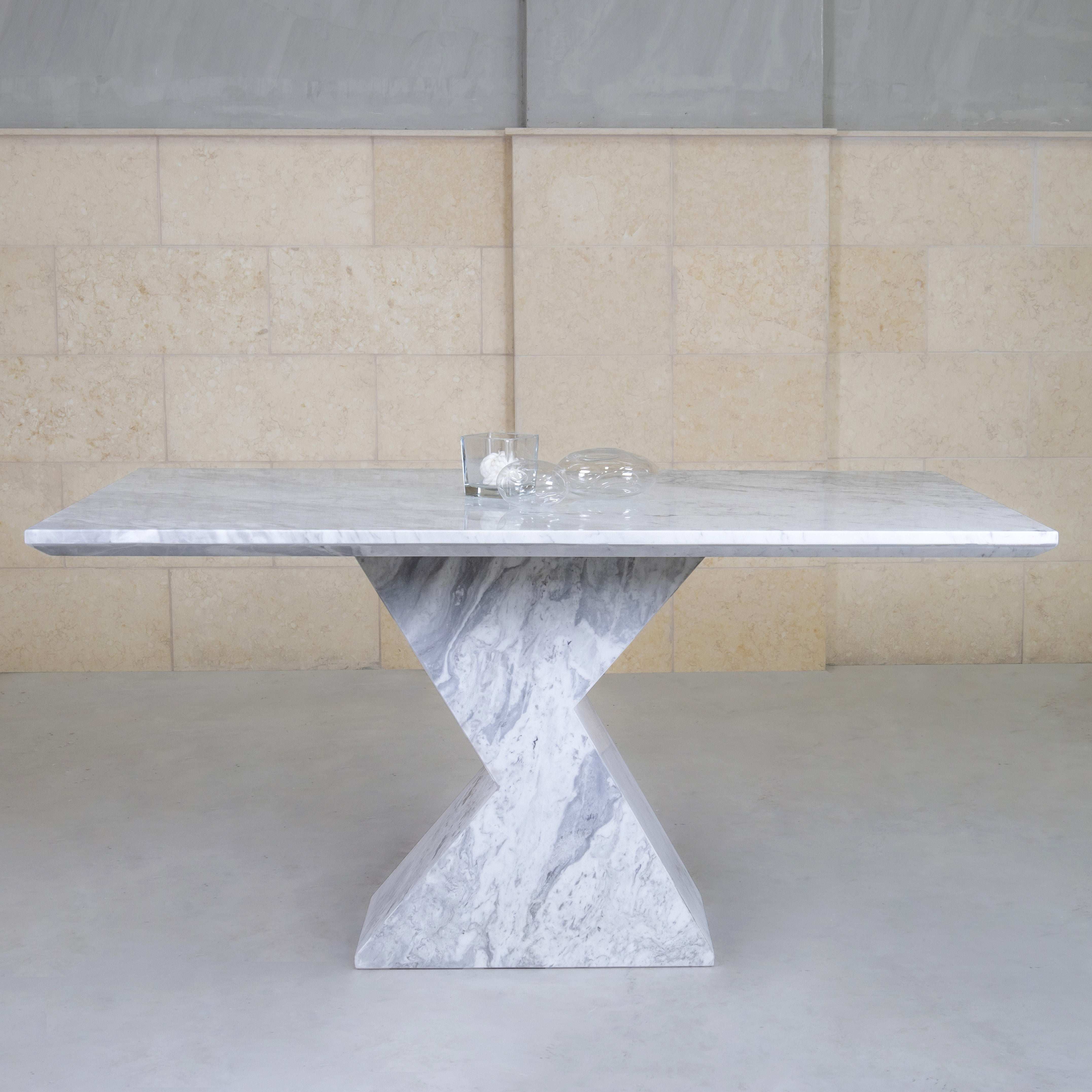 BLOOM DINING TABLE - Marbeya Charm