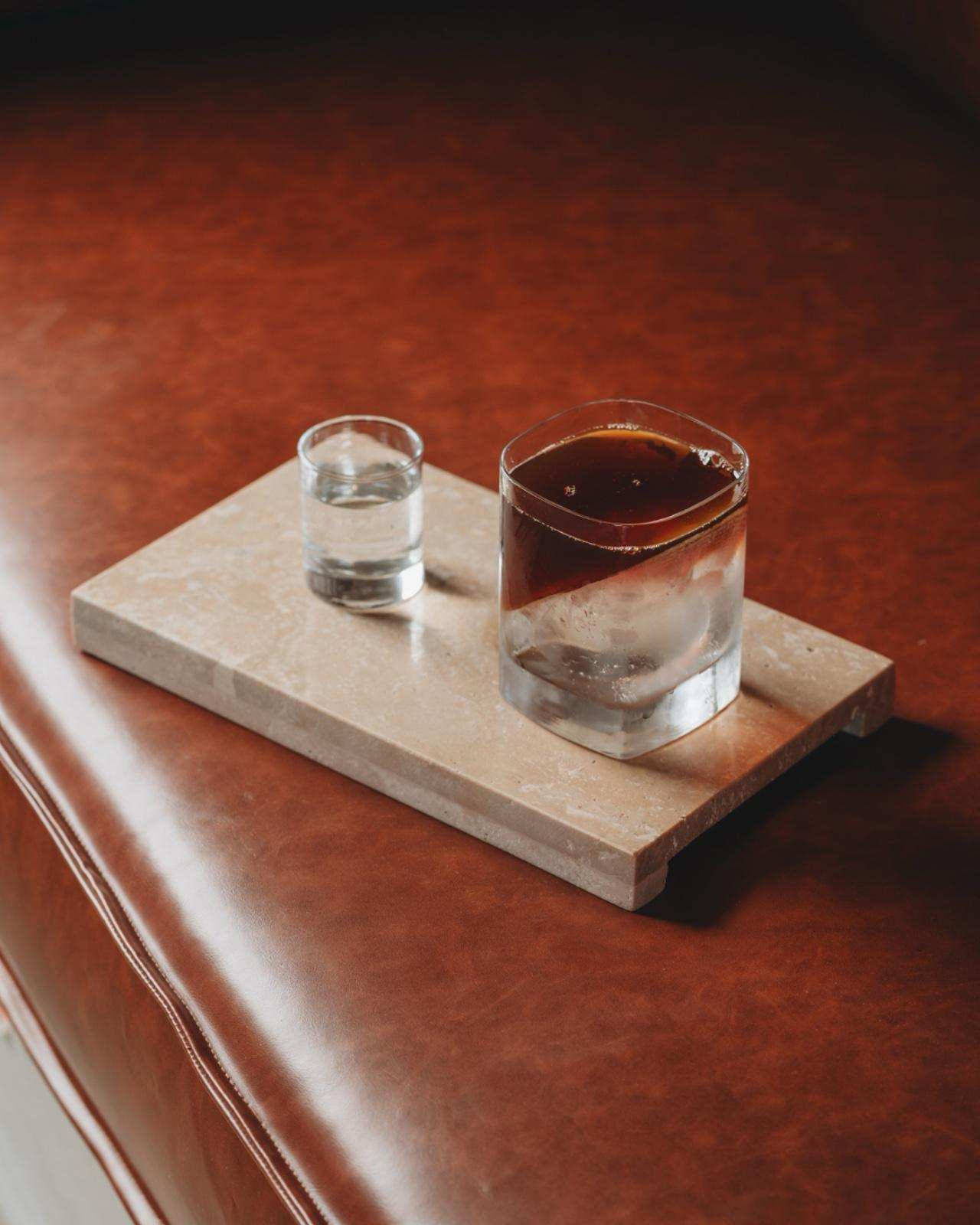 RIKI TRAVERTINE TRAY - Marbeya Charm