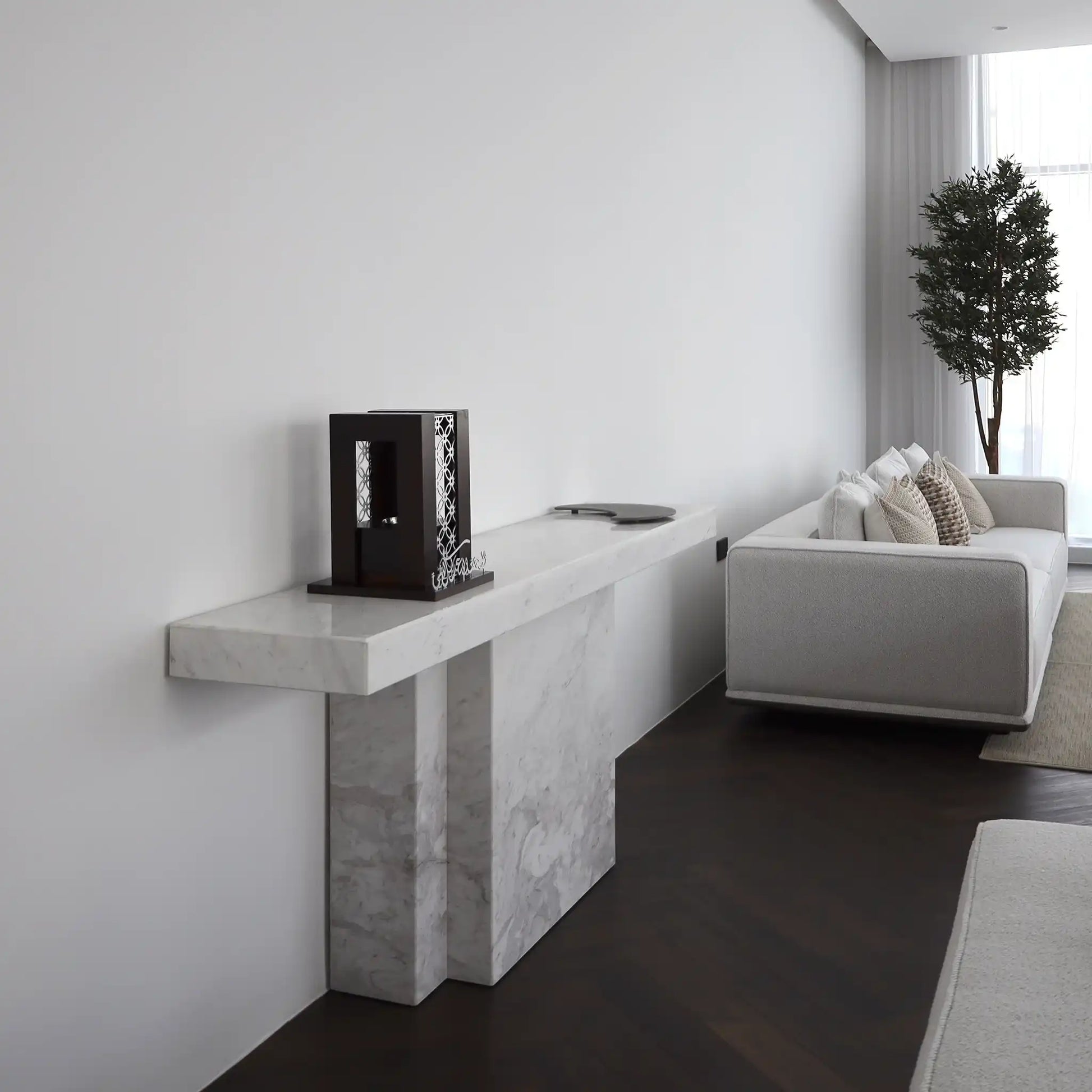 VERONA CONSOLE TABLE - Marbeya Charm