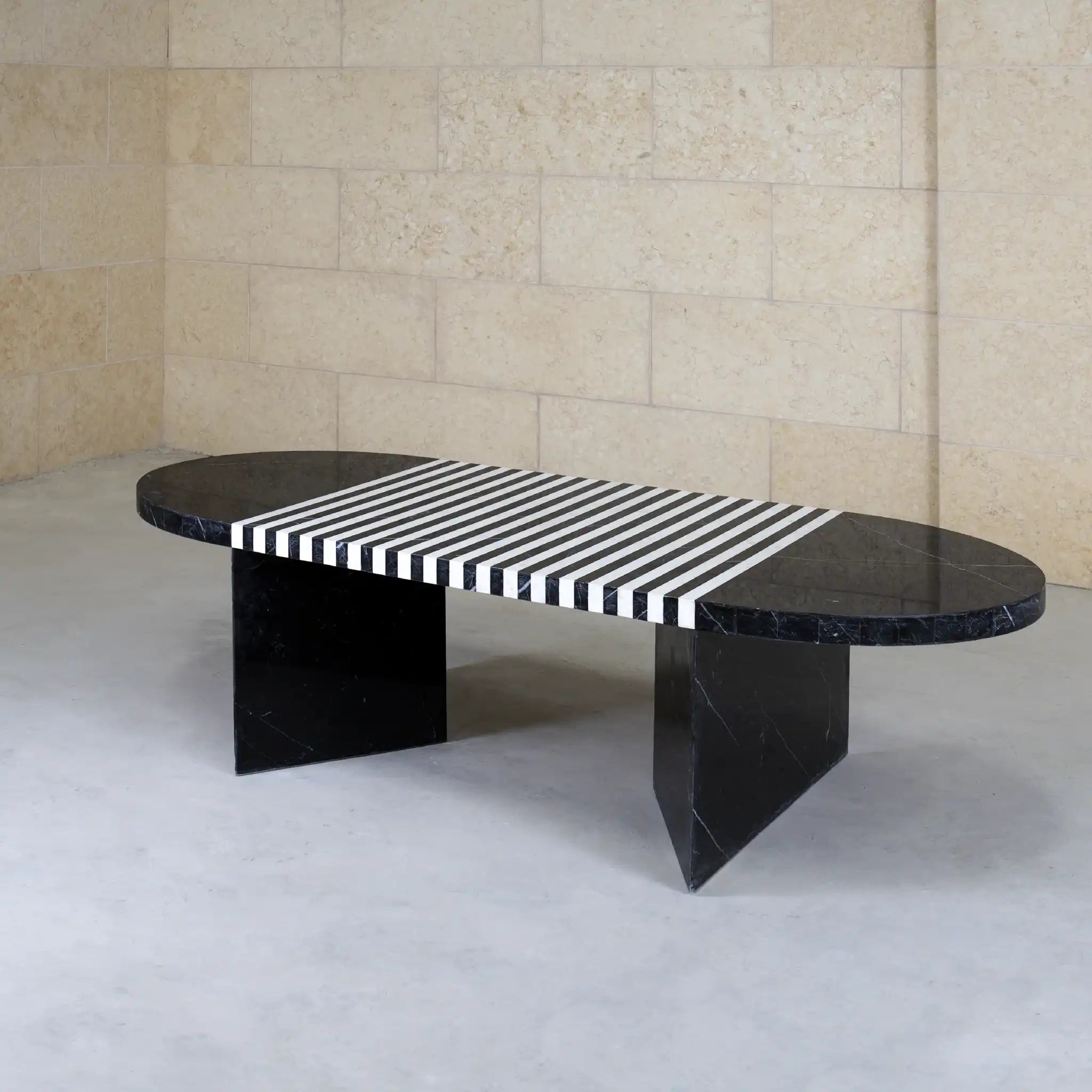 ZIBRESSE OVAL COFFEE TABLE