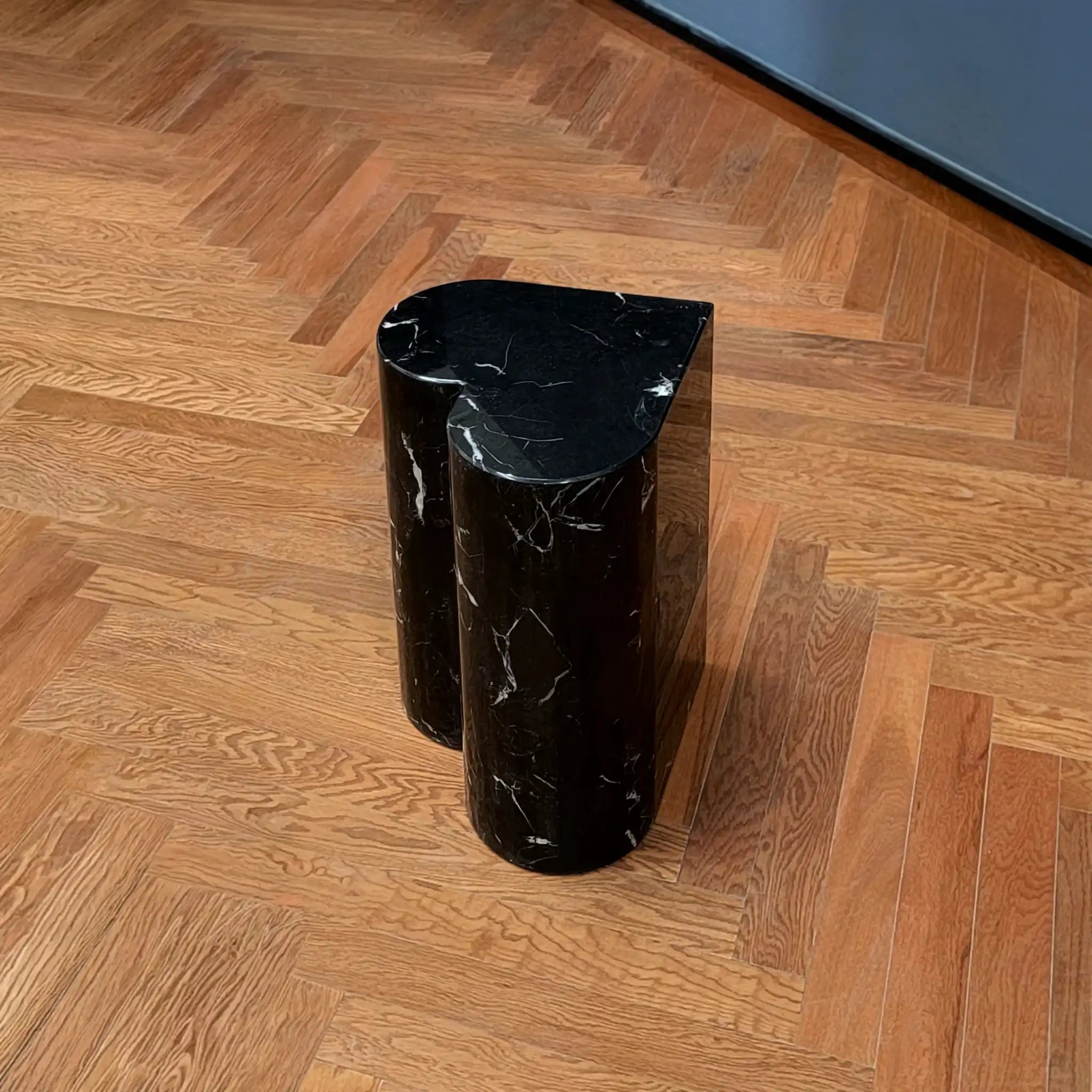 Black Heart Marble Side Table