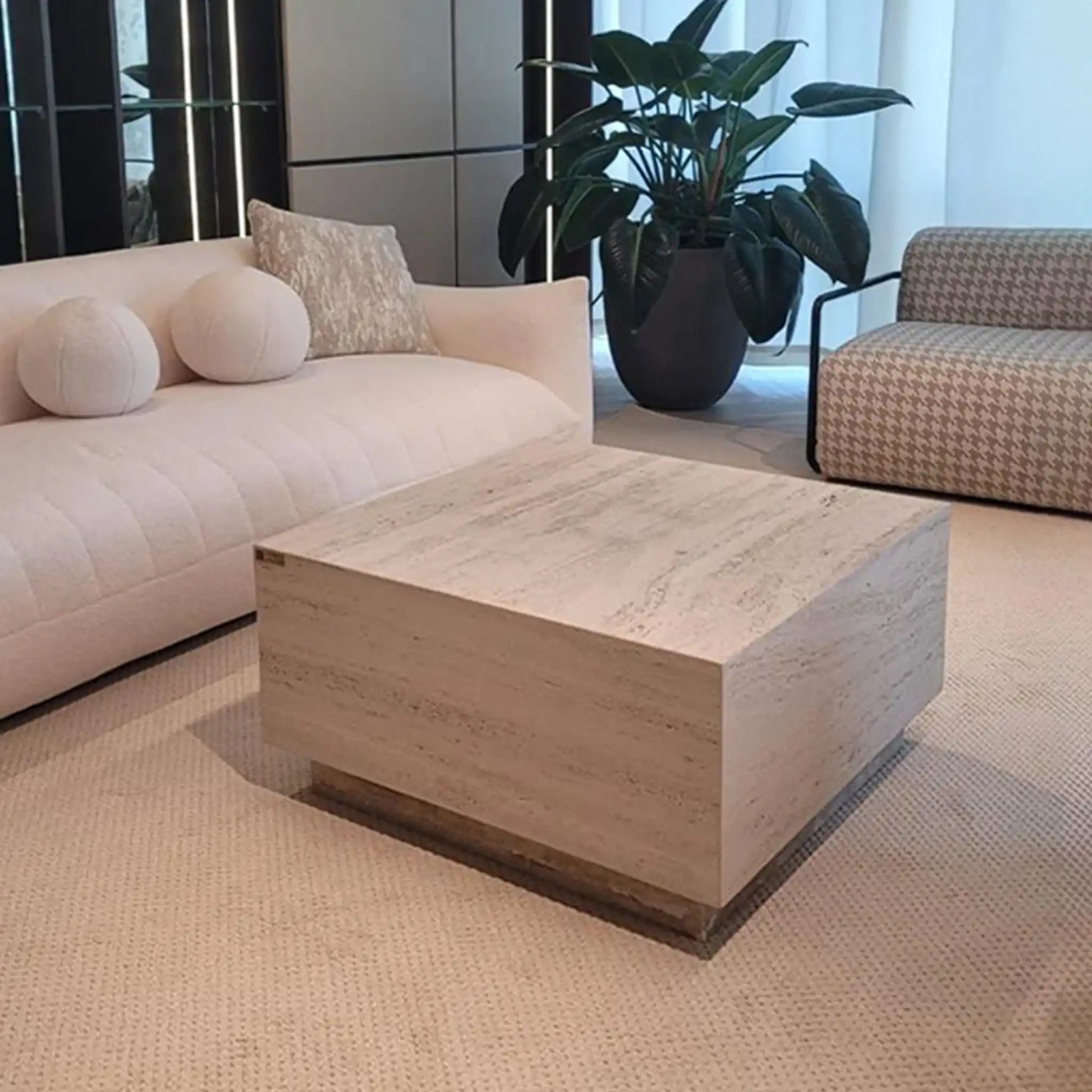 Hampton Coffe Table - Marbeya Charm