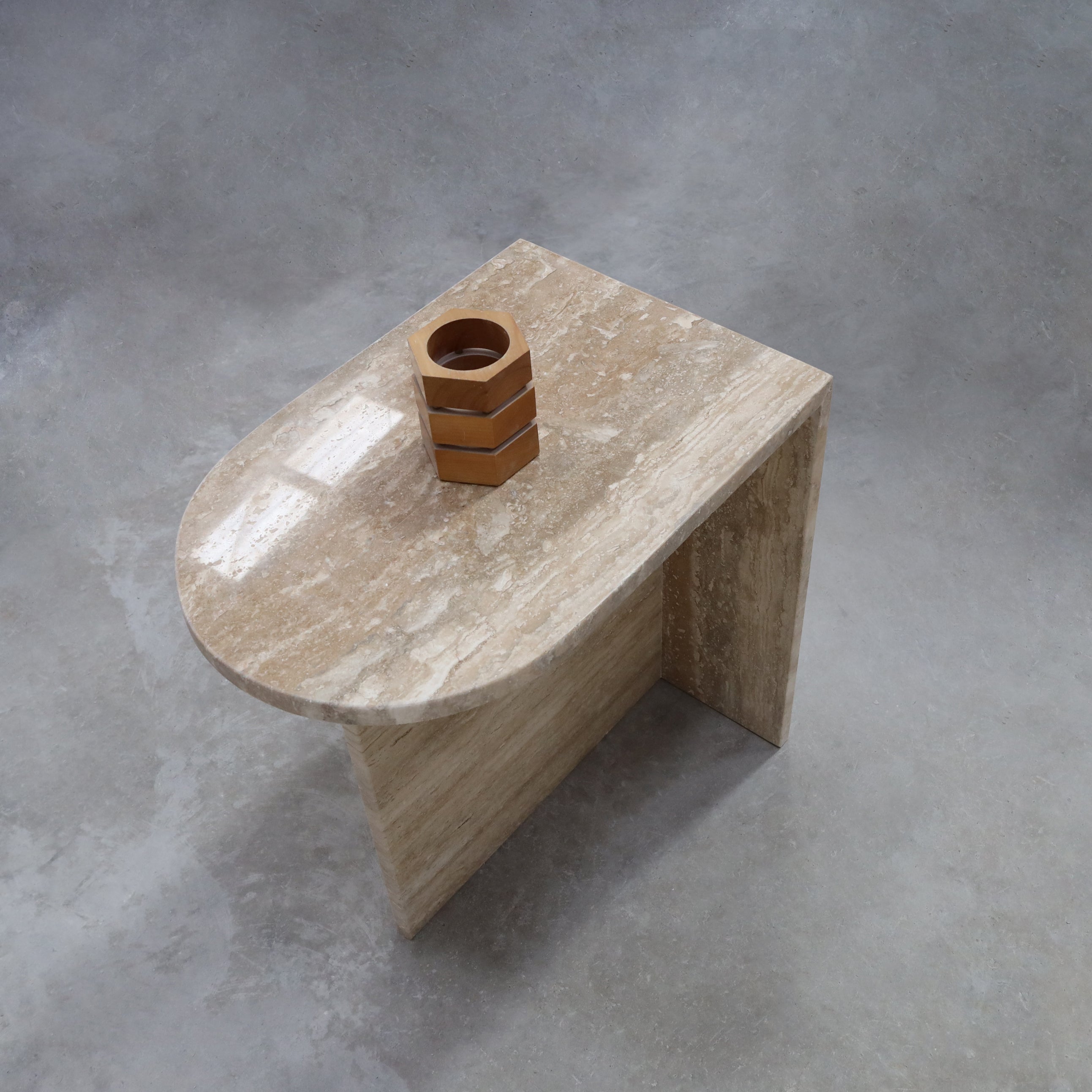 LURINSA SIDE TABLE