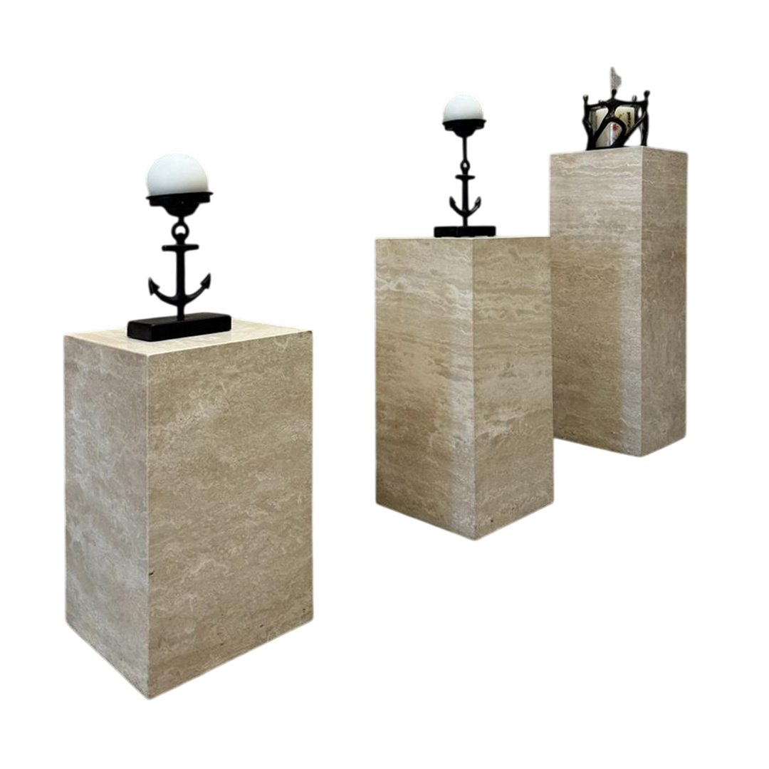 PLINTH TABLE SET A