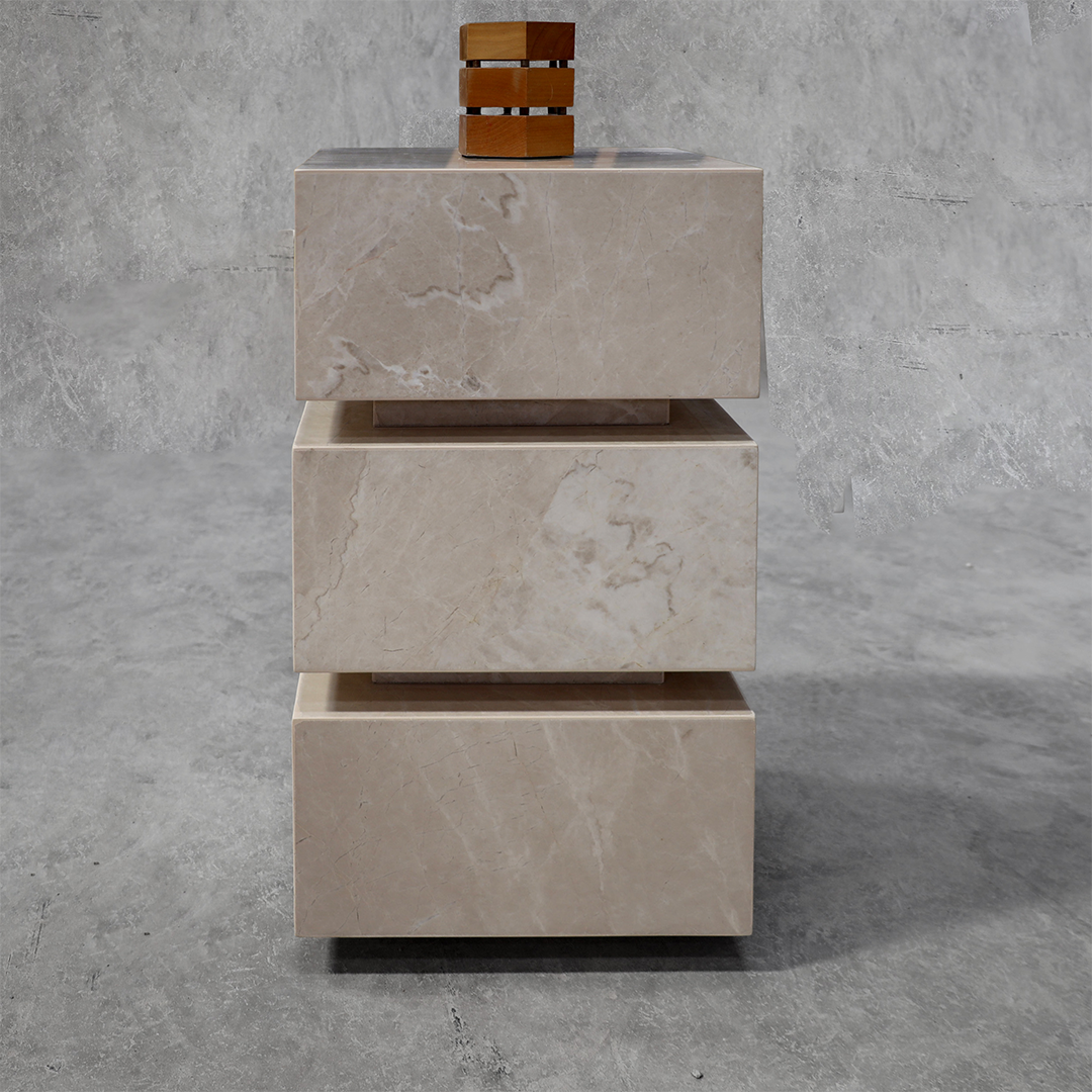REDA SIDE TABLE