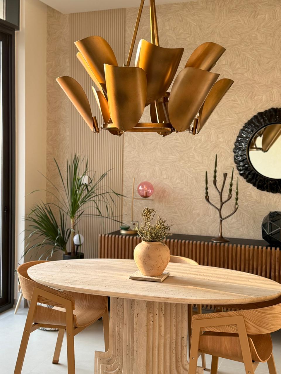 TRISSA OVAL DINING TABLE